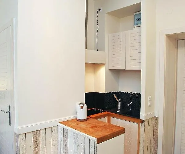 Grand - Anchor Apartamento *